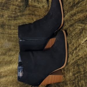 Black Just Fab Ankle Boots